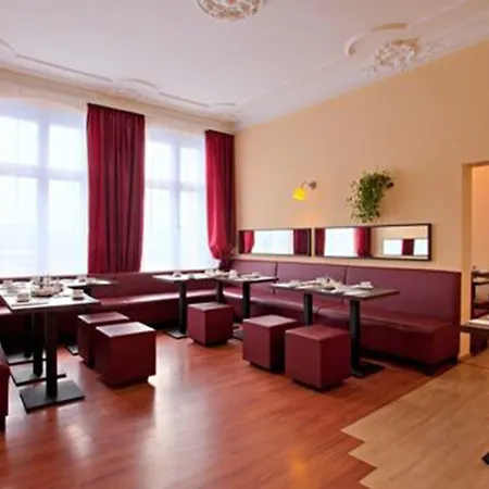 Hotel Abendstern-2